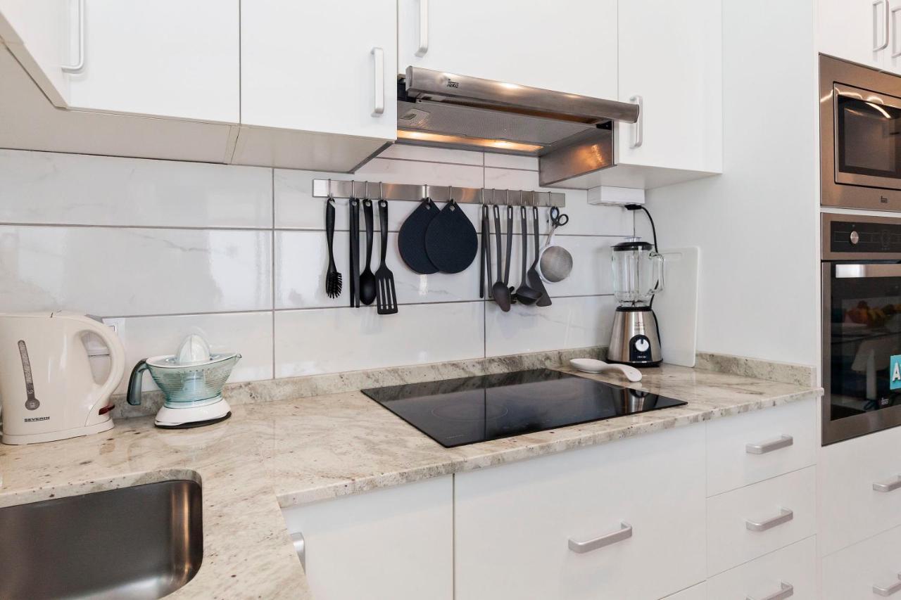 Ferienwohnung First Line Sea, Luxury Penthouse, Sea And Sunset View Vivenda Vacational Guayero 618 Los Cristianos  Exterior foto