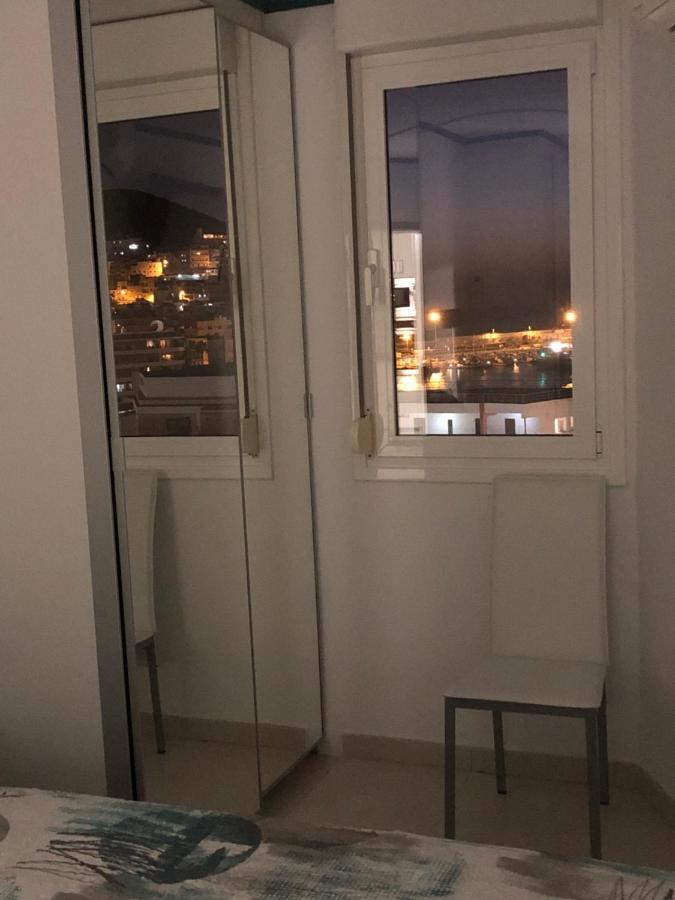 Ferienwohnung First Line Sea, Luxury Penthouse, Sea And Sunset View Vivenda Vacational Guayero 618 Los Cristianos  Exterior foto