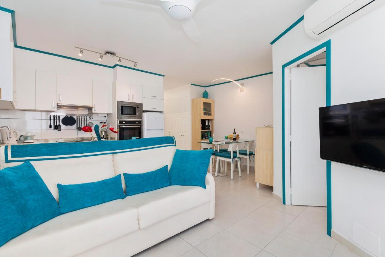 Ferienwohnung First Line Sea, Luxury Penthouse, Sea And Sunset View Vivenda Vacational Guayero 618 Los Cristianos  Exterior foto